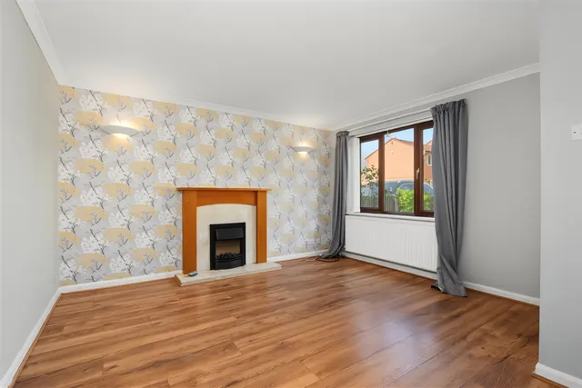 Roman Drive, Nottingham, NG6, photo 3