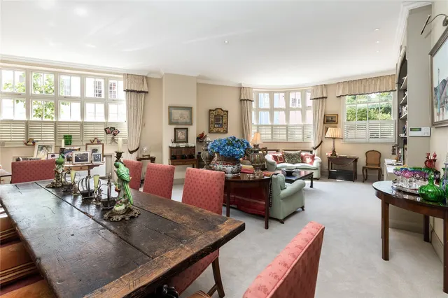 Photo 2 — Clover Lodge, Chelsea, London, SW3