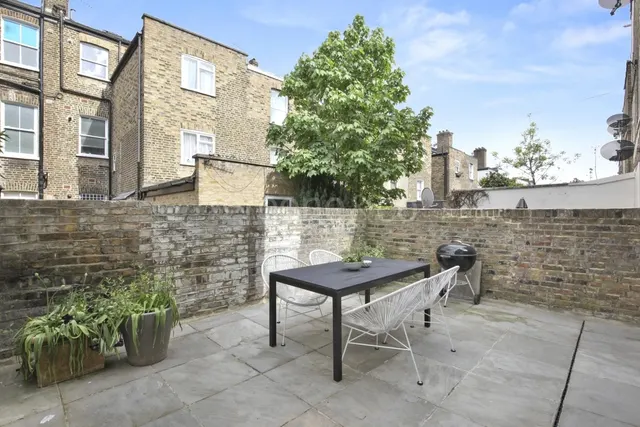 Photo 3 — Portnall Road London W9