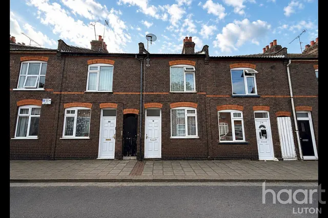 Ridgway Road, Luton, LU2, photo 1