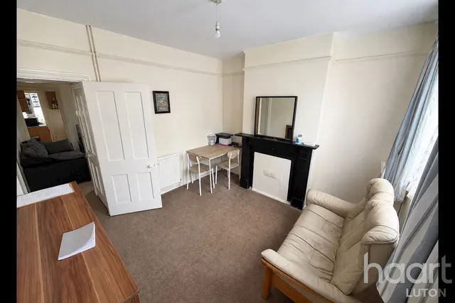 Ridgway Road, Luton, LU2, photo 2