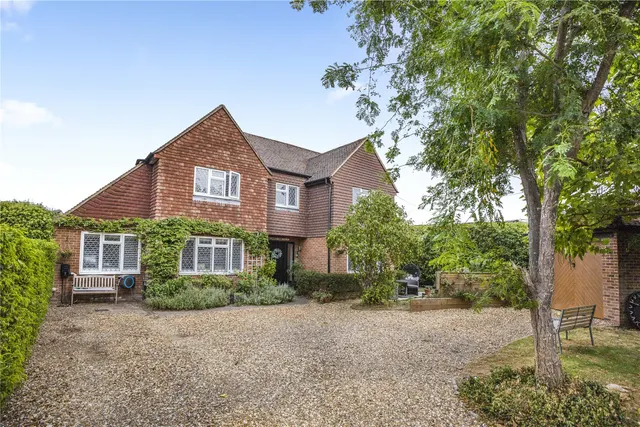 Sefton Close, West End, GU24, photo 1