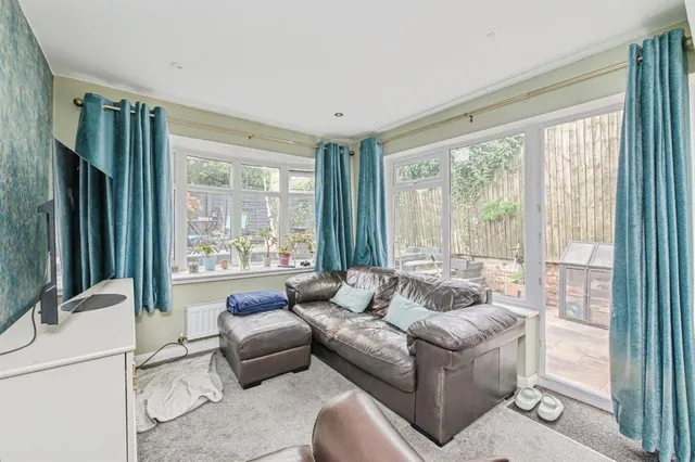 Hill Crest Road, Dordon, B78, photo 2