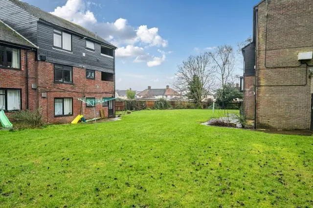 The Bourne, Bovingdon, HP3, photo 2