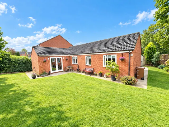 Heatherburn Court, Newton Aycliffe, DL5, photo 2