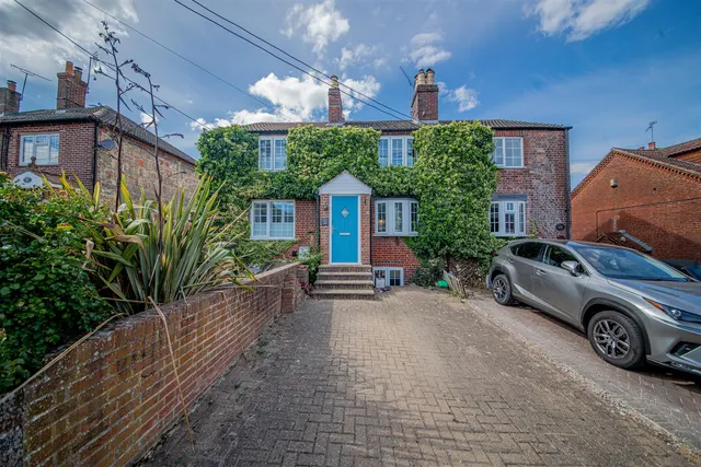 Church Road, Bishopstoke, EASTLEIGH, Hampshire, SO50 6DT, photo 1