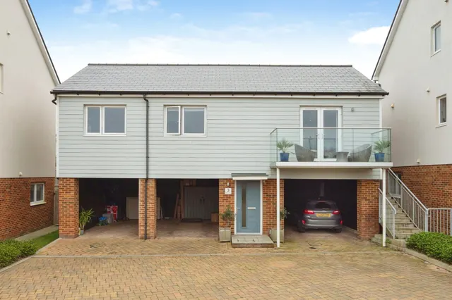Elsanta Close, TUNBRIDGE WELLS, photo 1