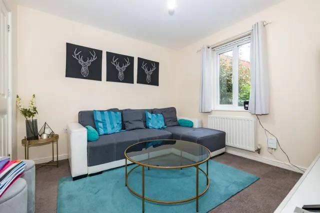Photo 2 — Saddlecote Close, Manchester, M8