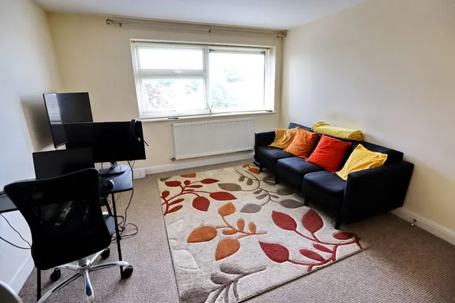 Sedgley Park Road, Prestwich, M25, photo 3