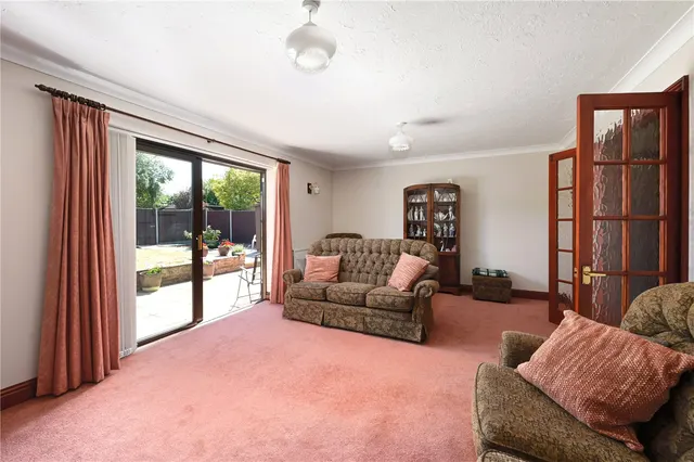 Mytchett Road, Mytchett, GU16, photo 3