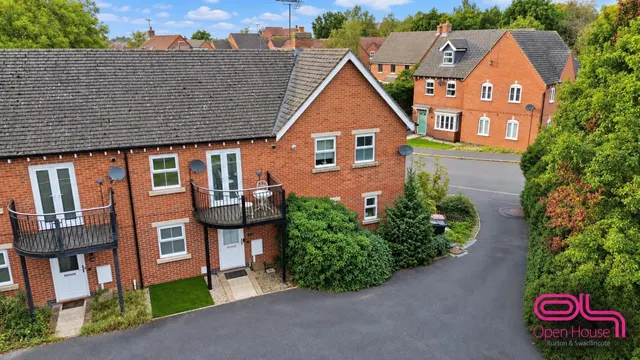 Glamorgan Way, Church Gresley, DE11, photo 2
