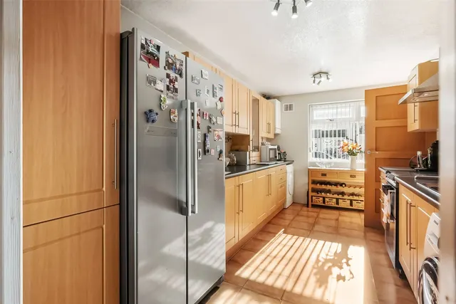 Photo 3 — Millbourne Road, Hanworth, TW13 6NQ