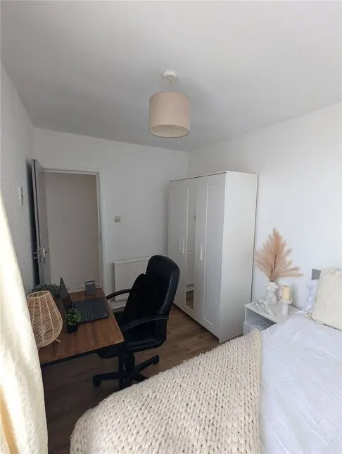 Fawcett Road, Southsea, Hampshire, PO4, photo 1
