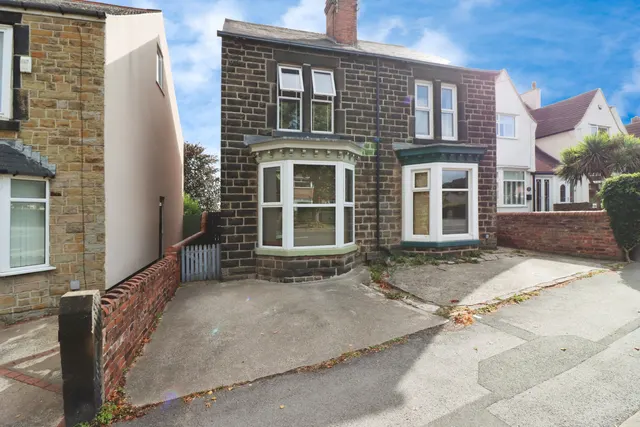 Walton Road, Chesterfield, S40, photo 1