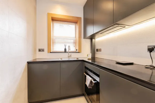 West Hill Road, Bournemouth, BH2, photo 3