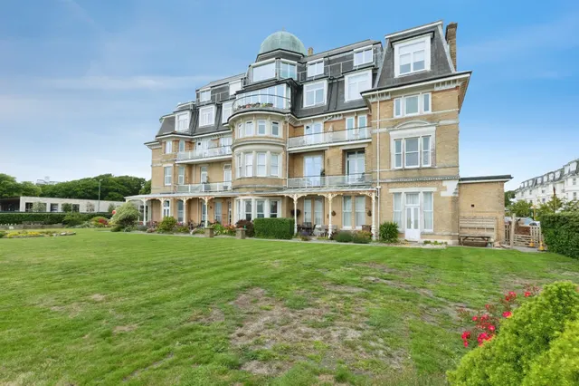 West Hill Road, Bournemouth, BH2, photo 1