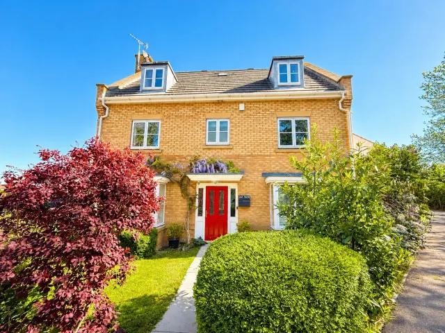 Nevendon Road, Wickford, SS12, photo 1