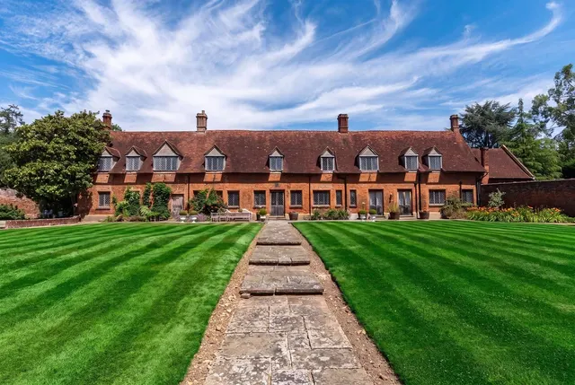 Hallingbury Place, Great Hallingbury, Bishop's Stortford, CM22 7UE, photo 1