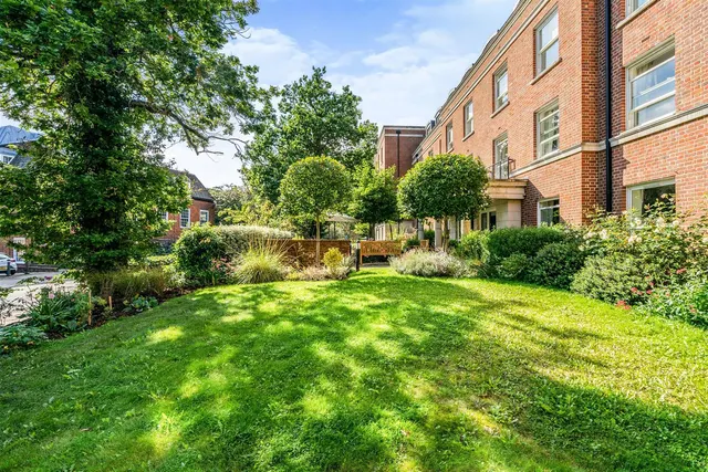 College Way, Welwyn Garden City, AL8, photo 1
