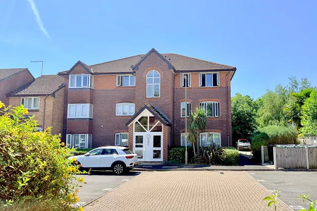 Ringwood, BH24, photo 2