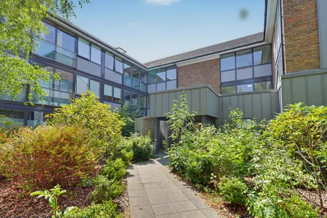Anstey Way, CB2
