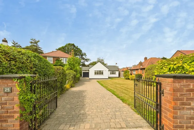 Brancote Gardens, Bromborough, CH62, photo 1
