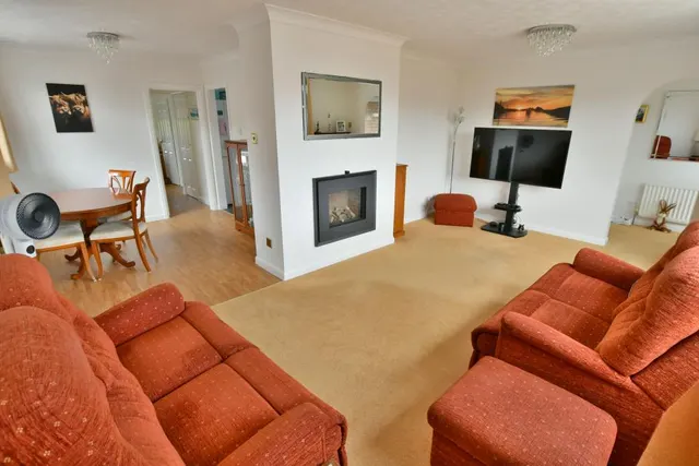 Mimosa Avenue, Wimborne, BH21, photo 2