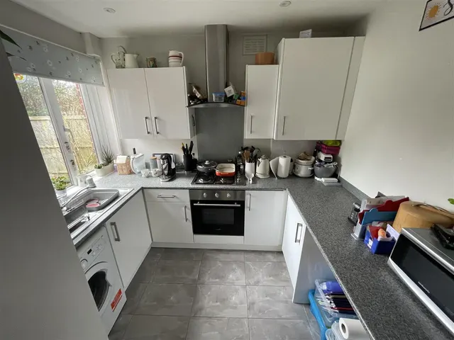 Photo 2 — 84 Edgehill Road Bournemouth Dorset BH9 2PH