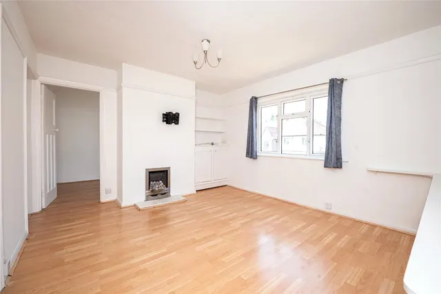 Andover Road, Twickenham, TW2, photo 2