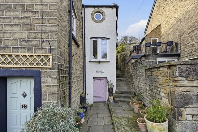 Shrigley Road, Bollington, photo 1