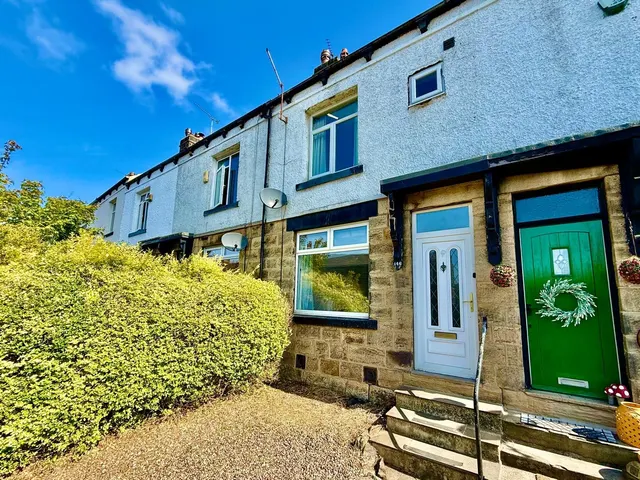 New Road, Side, LS18, photo 1