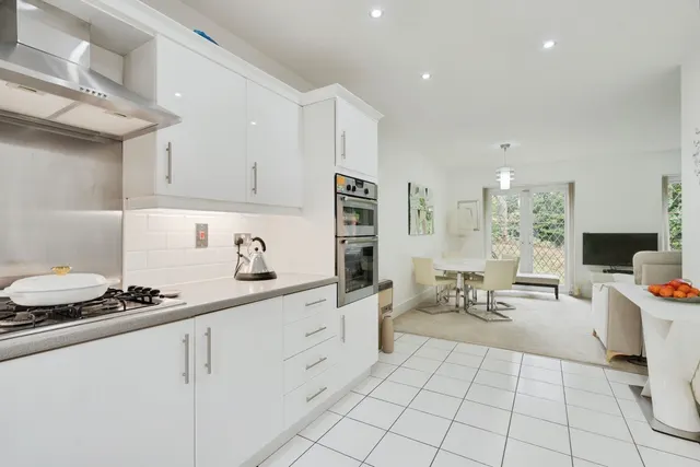 Reeceton Gardens, Bolton, BL1, photo 3