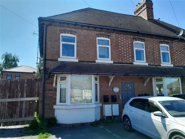 Tamworth Road, Kingsbury, B78, photo 1