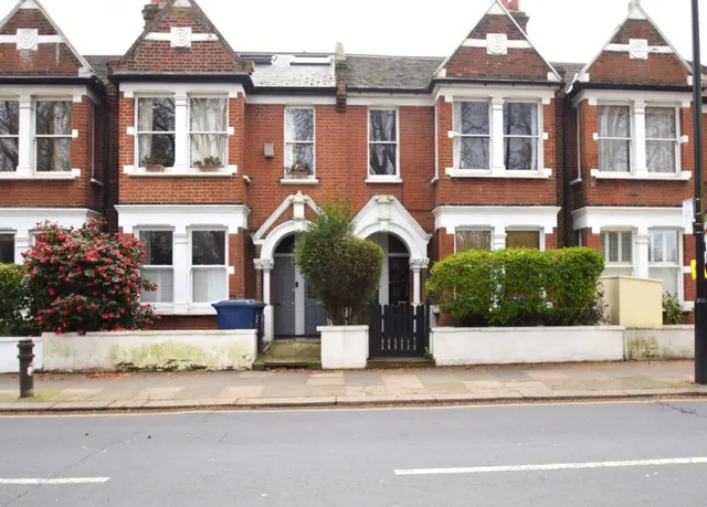 Southfield Road, Chiswick, photo 3