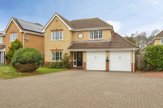 Kingswood Avenue, Taverham, Norwich, photo 1