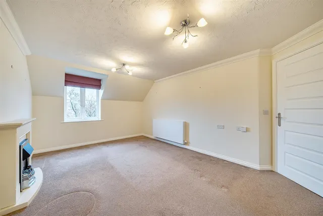 Hoole Road, Chester, CH2, photo 2