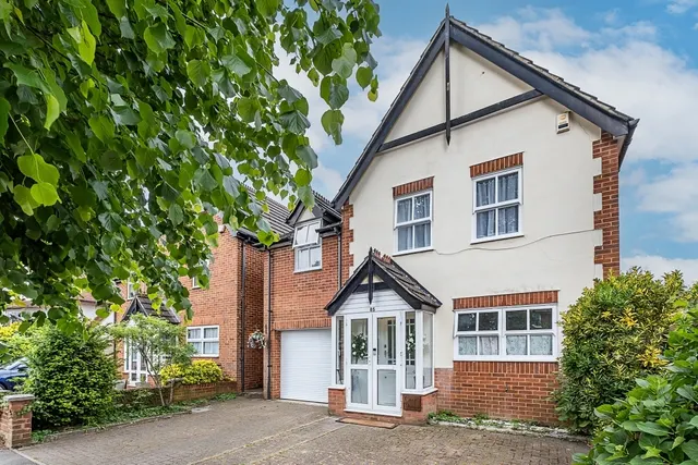 Princes Road Teddington TW11, photo 1