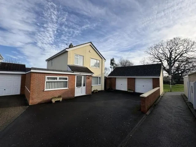Belmont Close, Bridgwater TA6 7JR, photo 1