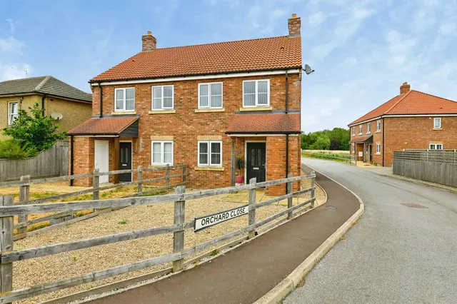 Orchard Close, Tilney St. Lawrence, PE34, photo 1