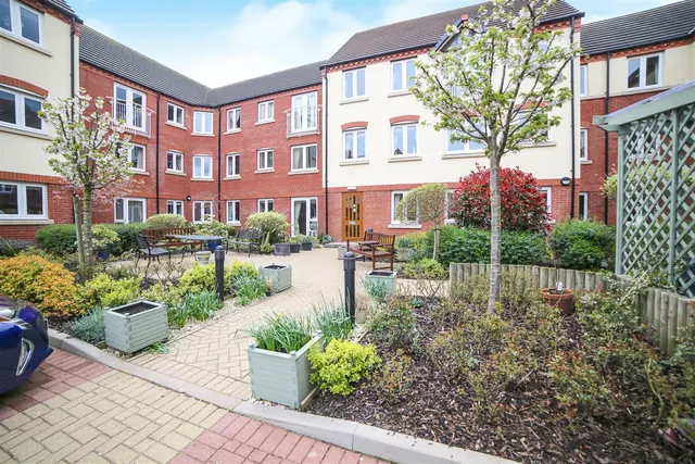 Stafford Street, Newport, TF10, photo 1