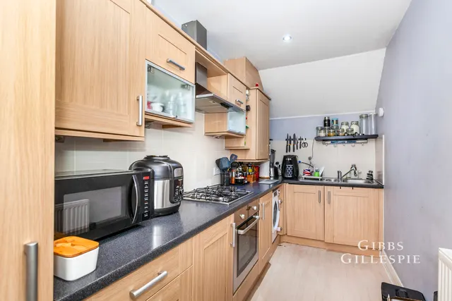 Gray House, Bells Hill Green Fees Apply, SL2, photo 3
