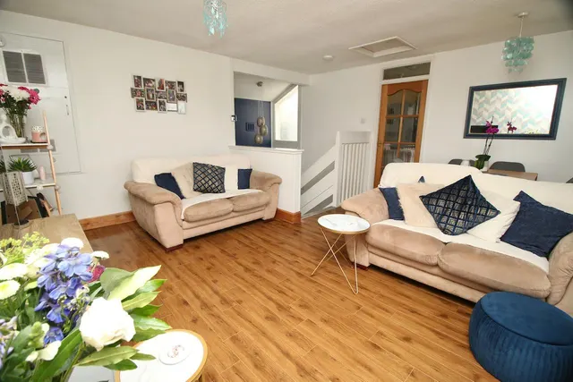 Photo 2 — Skye Court, Ravenswood, Cumbernauld, G67 1PA