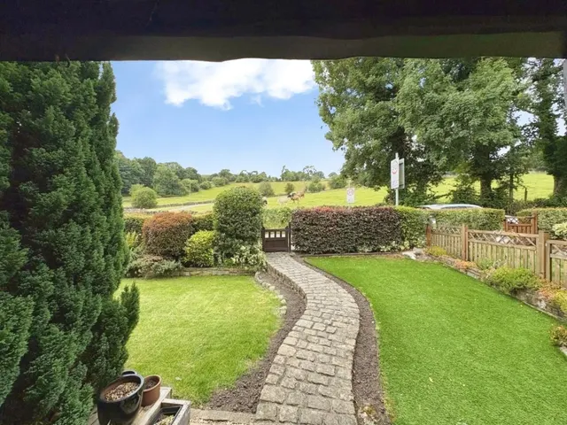 Skipton Road, Cononley, BD20, photo 2