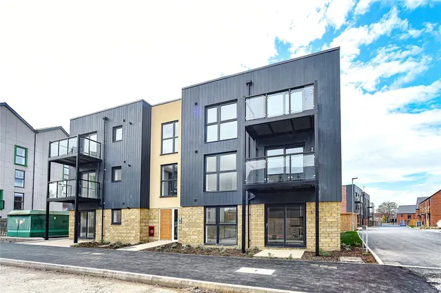 Foundry Lane, Chippenham, Wiltshire, SN15, photo 1