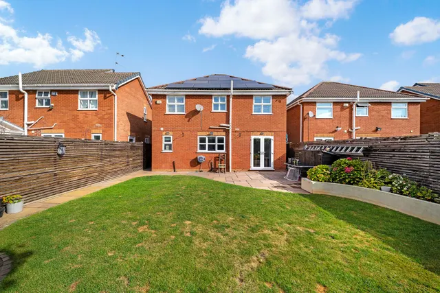 Photo 2 — Belgravia Court, Widnes, WA8 9ZP