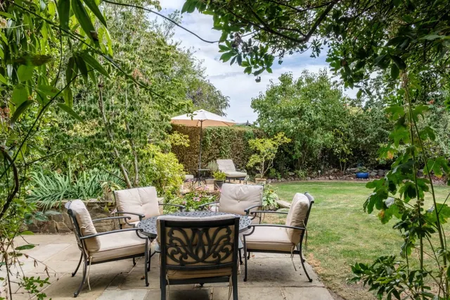 Maple House, The Rigsty, LE12, photo 3