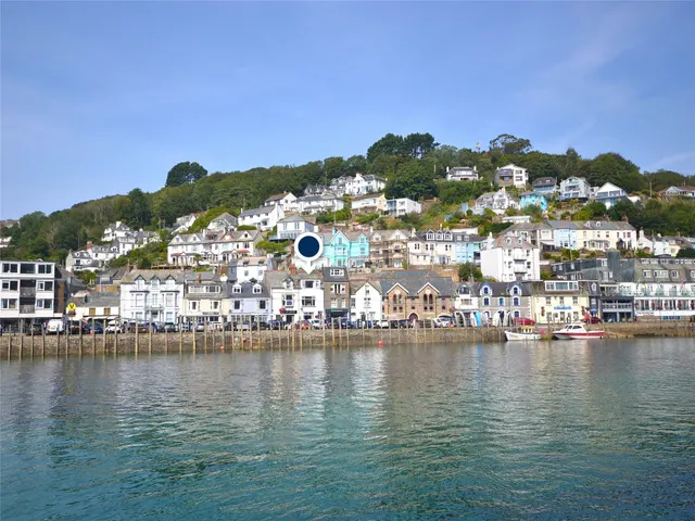 Top Floor Apartment, The Quay, West Looe, Cornwall, PL13