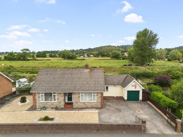 Station Road, Congresbury, BS49, photo 1