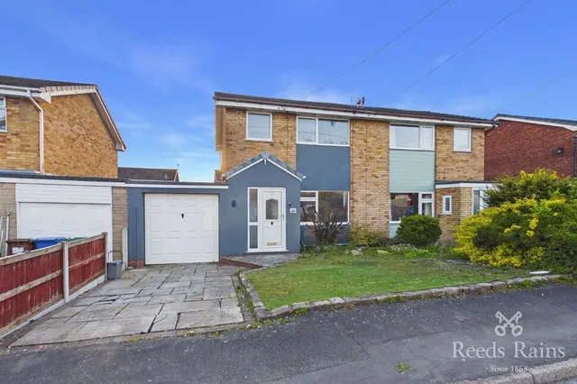 Regents Way, Euxton, Lancashire, PR7, photo 1