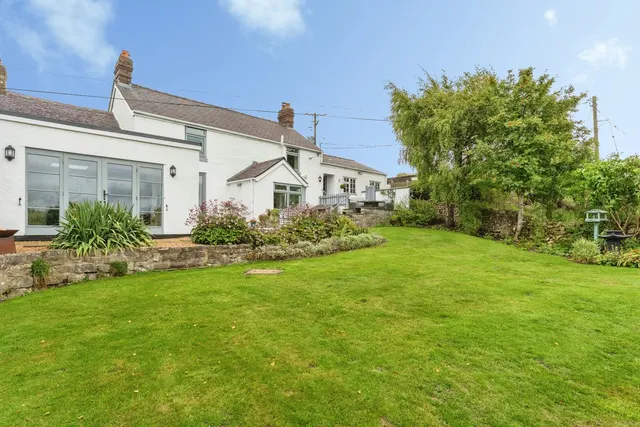Rhes-y-Cae, Holywell, CH8, photo 1